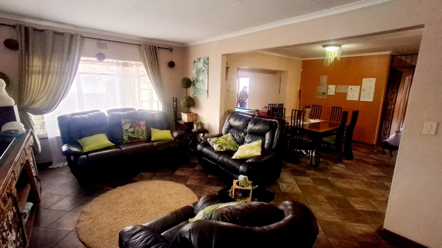 4 Bedroom Property for Sale in Vaalpark Free State